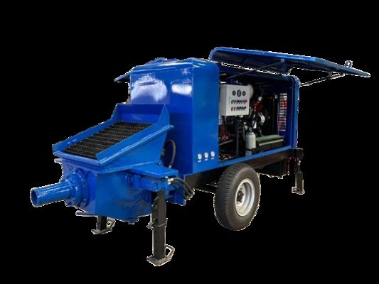 Pompe à béton remorquable pour le transport de béton sur de longues distances dans les grands projets d'ingénierie